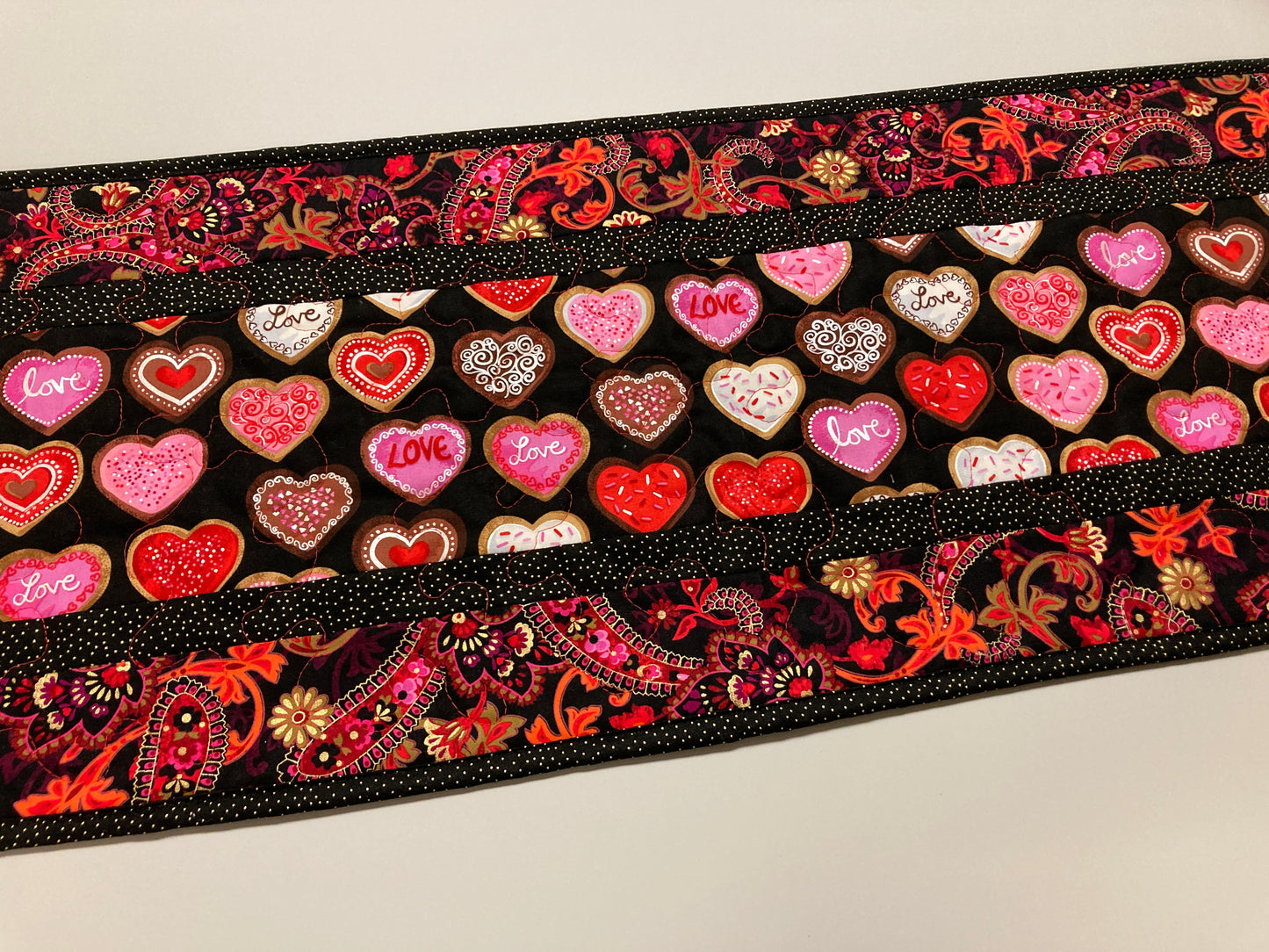 Pink Red Valentine's Day Candy Paisley Dining Table Runner, Heart Quilted, Reversible St Patrick's Spring Coffee Table Decor 13x48" Handmade