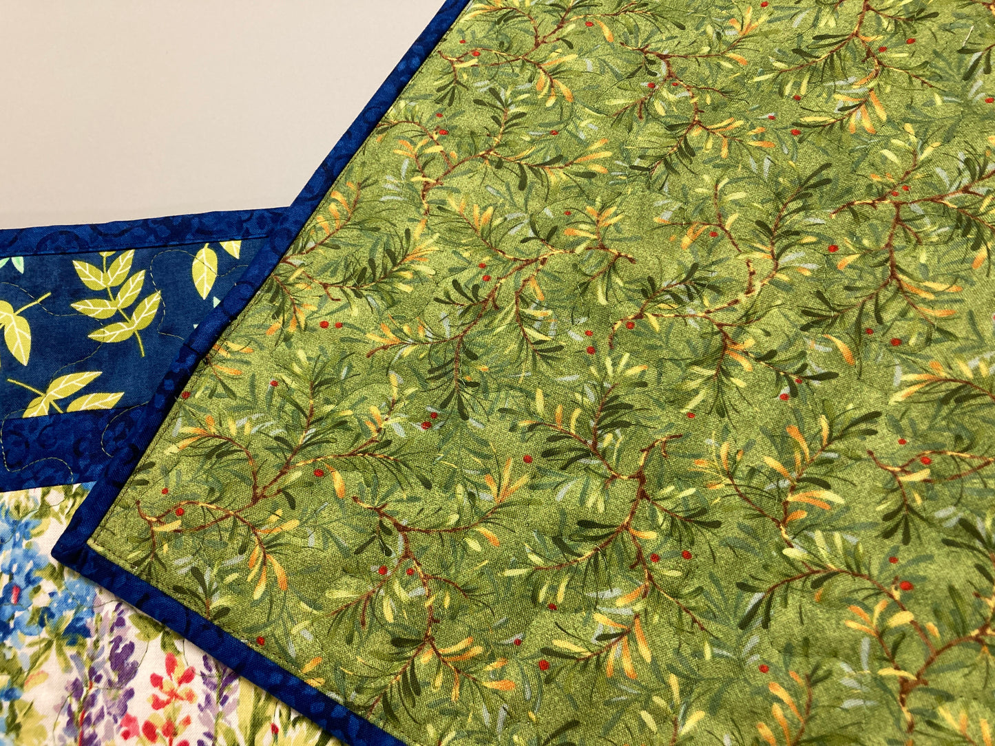 Garden Blue Bonnets Red Wildflowers Quilted Table Runner, 13x48" Dining Room Coffee Table Runner, Garden Floral Everyday Reversible Handmade