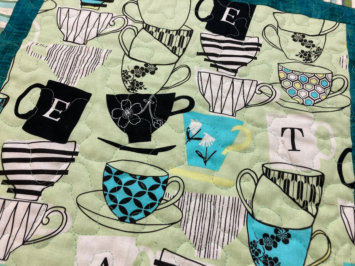 Retro Teacups Quilted Table Topper Square, Reversible 20x20" Dining Coffee End Table Vintage Nostalgic Handmade Blue Green Minimalist