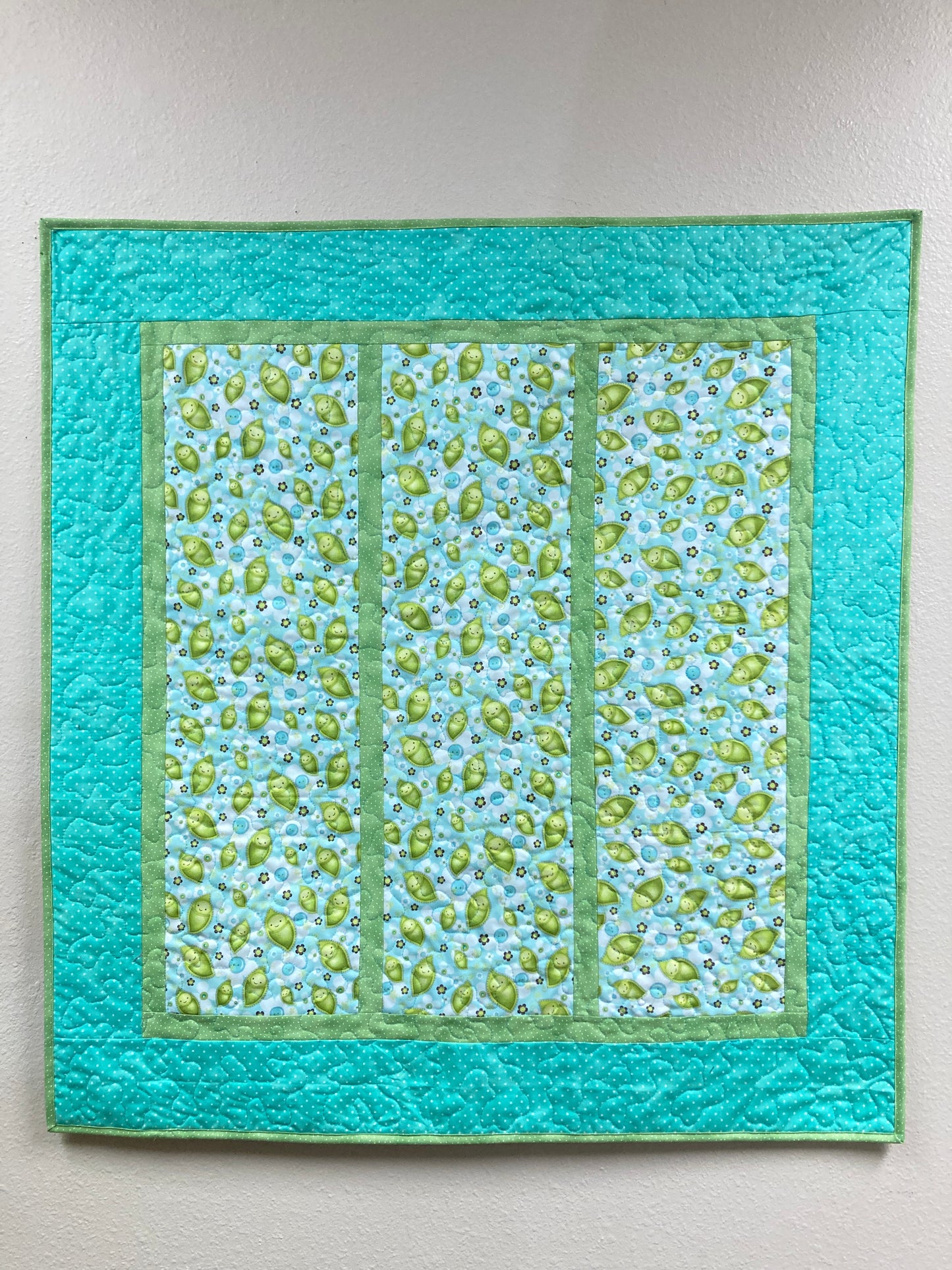 Baby Quilt, Green and Turquoise Pea Pod Baby Faces, Gender Neutral Toddler Throw, Boy or Girl Quilt, Play Mat, Shower Gift 37x40"