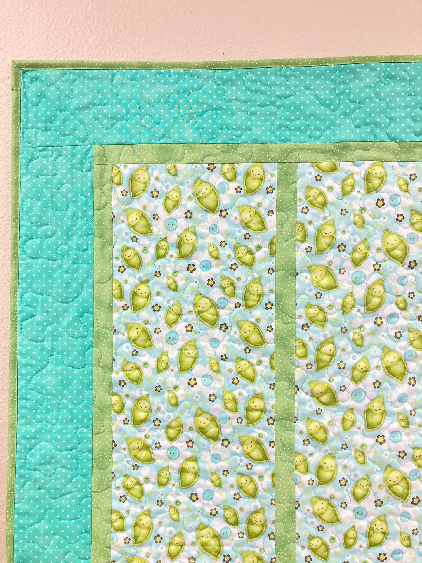 Baby Quilt, Green and Turquoise Pea Pod Baby Faces, Gender Neutral Toddler Throw, Boy or Girl Quilt, Play Mat, Shower Gift 37x40"