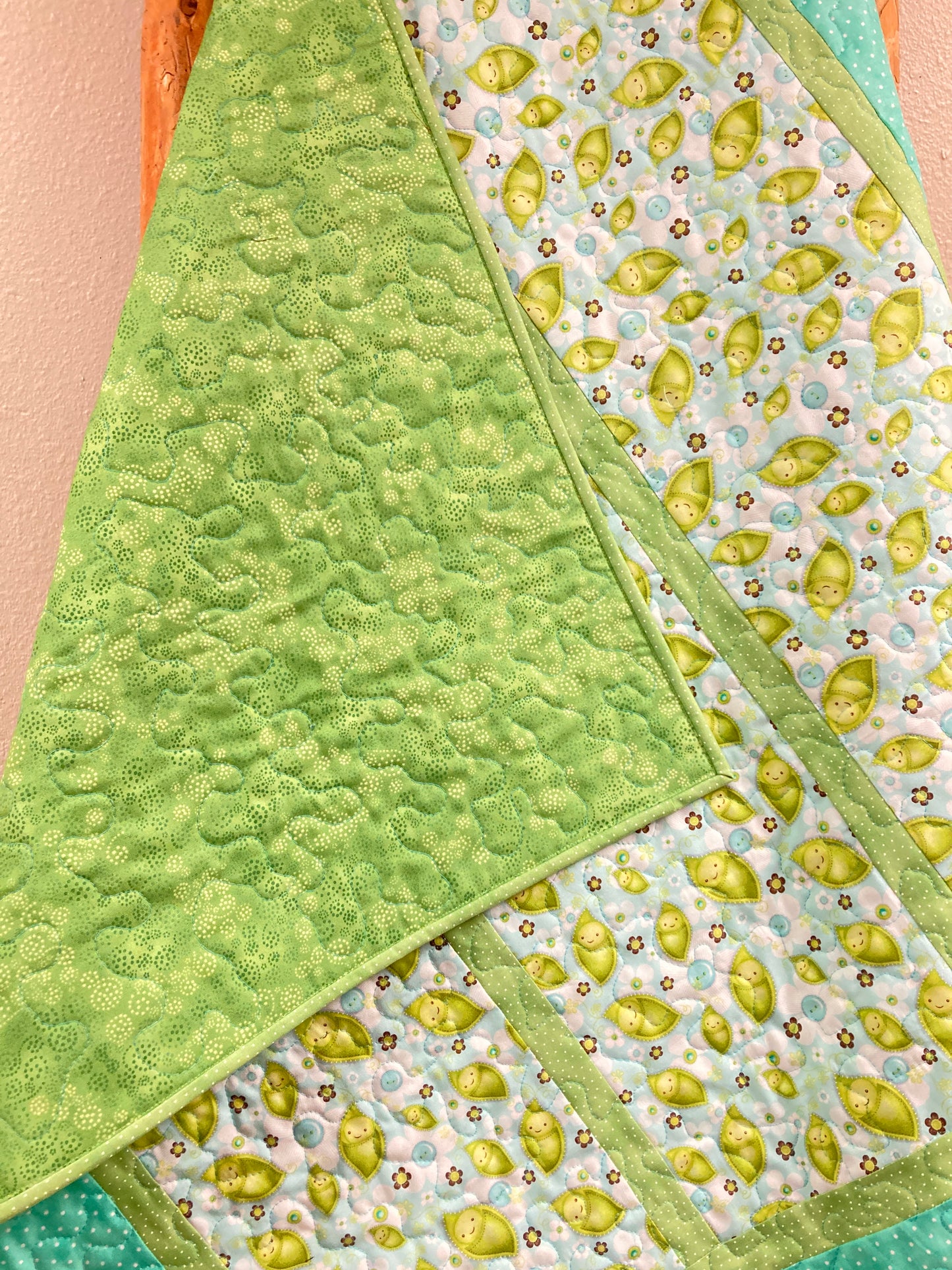 Baby Quilt, Green and Turquoise Pea Pod Baby Faces, Gender Neutral Toddler Throw, Boy or Girl Quilt, Play Mat, Shower Gift 37x40"
