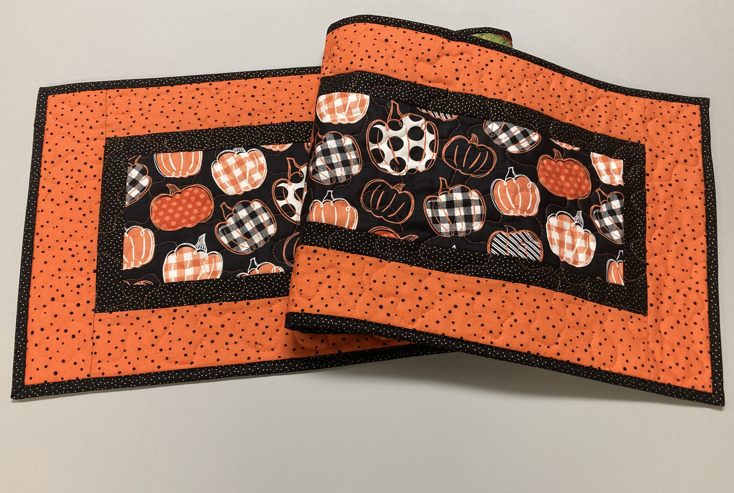 Halloween Pumpkin Quilted Table Runner, Reversible Fall Leaves 13x48" Coffee Dining Buffet, Scary Pumpkins Black Gray White Spooky Decor