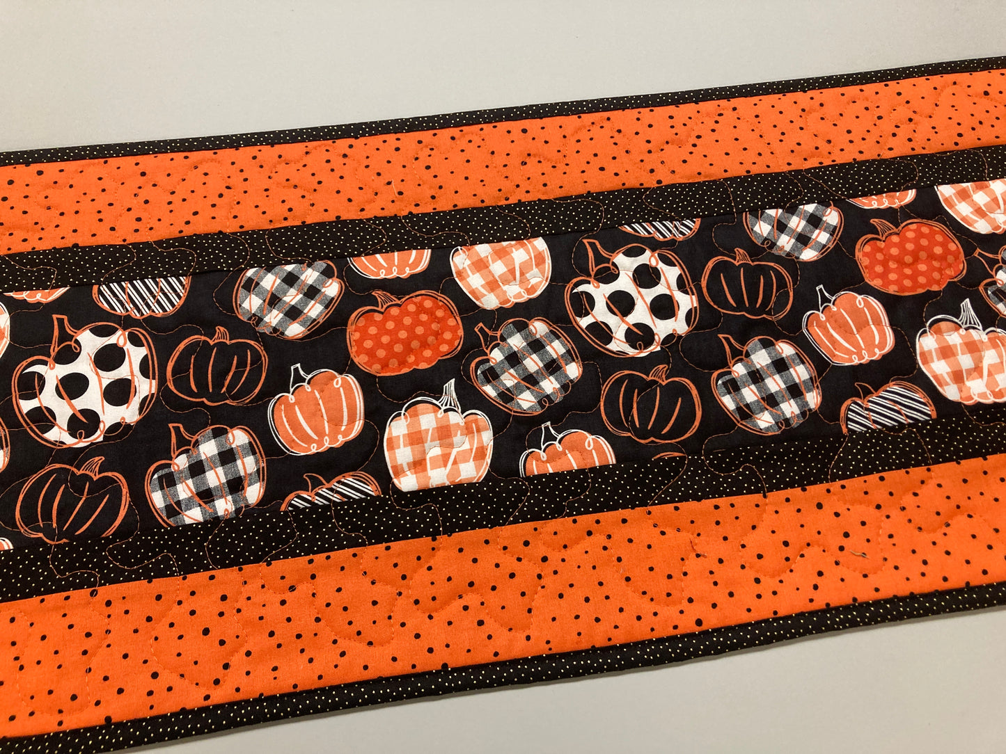 Halloween Pumpkin Quilted Table Runner, Reversible Fall Leaves 13x48" Coffee Dining Buffet, Scary Pumpkins Black Gray White Spooky Decor
