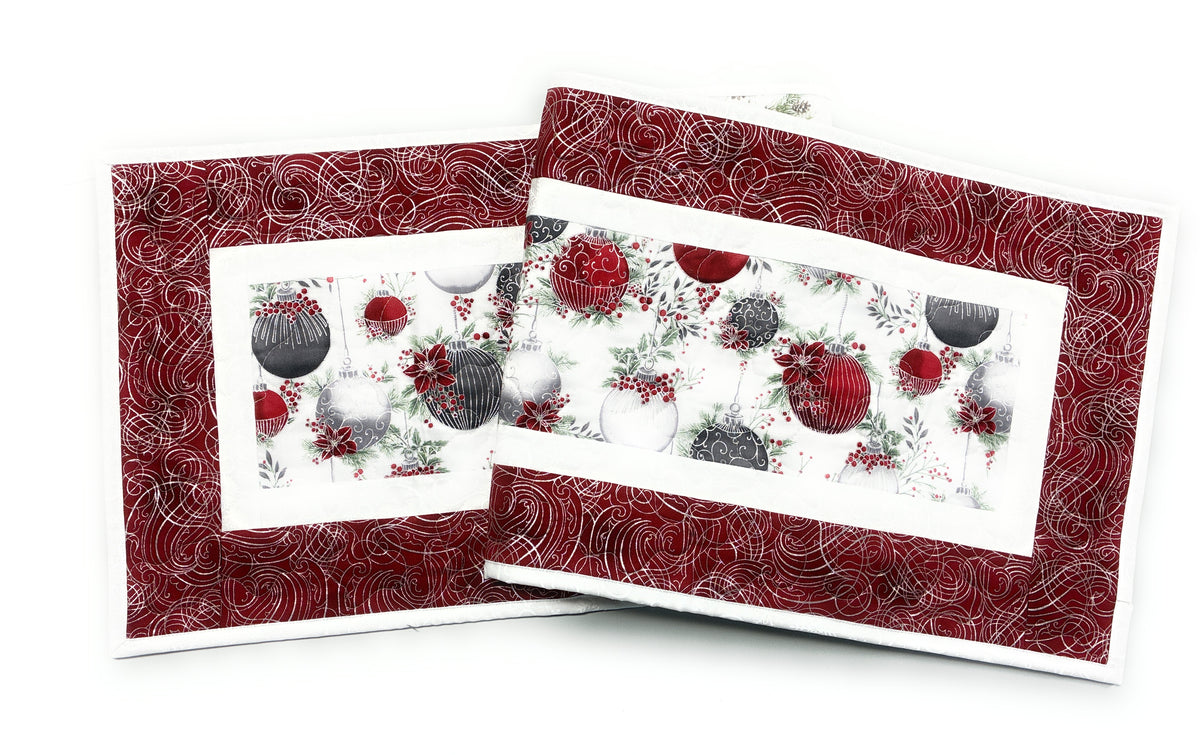 Christmas Ornament Quilted Dining Table Runner + Placemats Red Silver Balls 13x48" Handmade