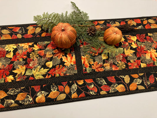 Quilted Fall Leaves Dining Table Runner, 13x70" Reversible Christmas Red Gold Autumn Rust Gold Green Long Centerpiece Thanksgiving Mat