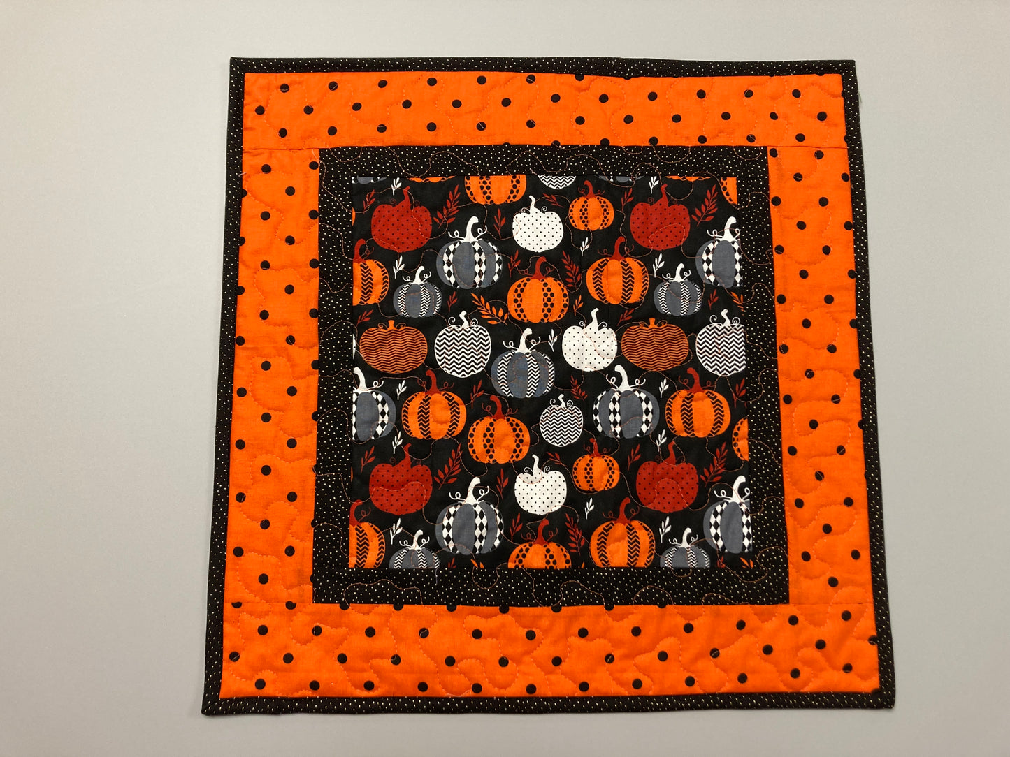 Halloween Pumpkin Quilted Table Topper, Reversible Fall Butterflies 20x20" Coffee Dining Buffet, Scary Pumpkins Black Gray White Spooky Decor