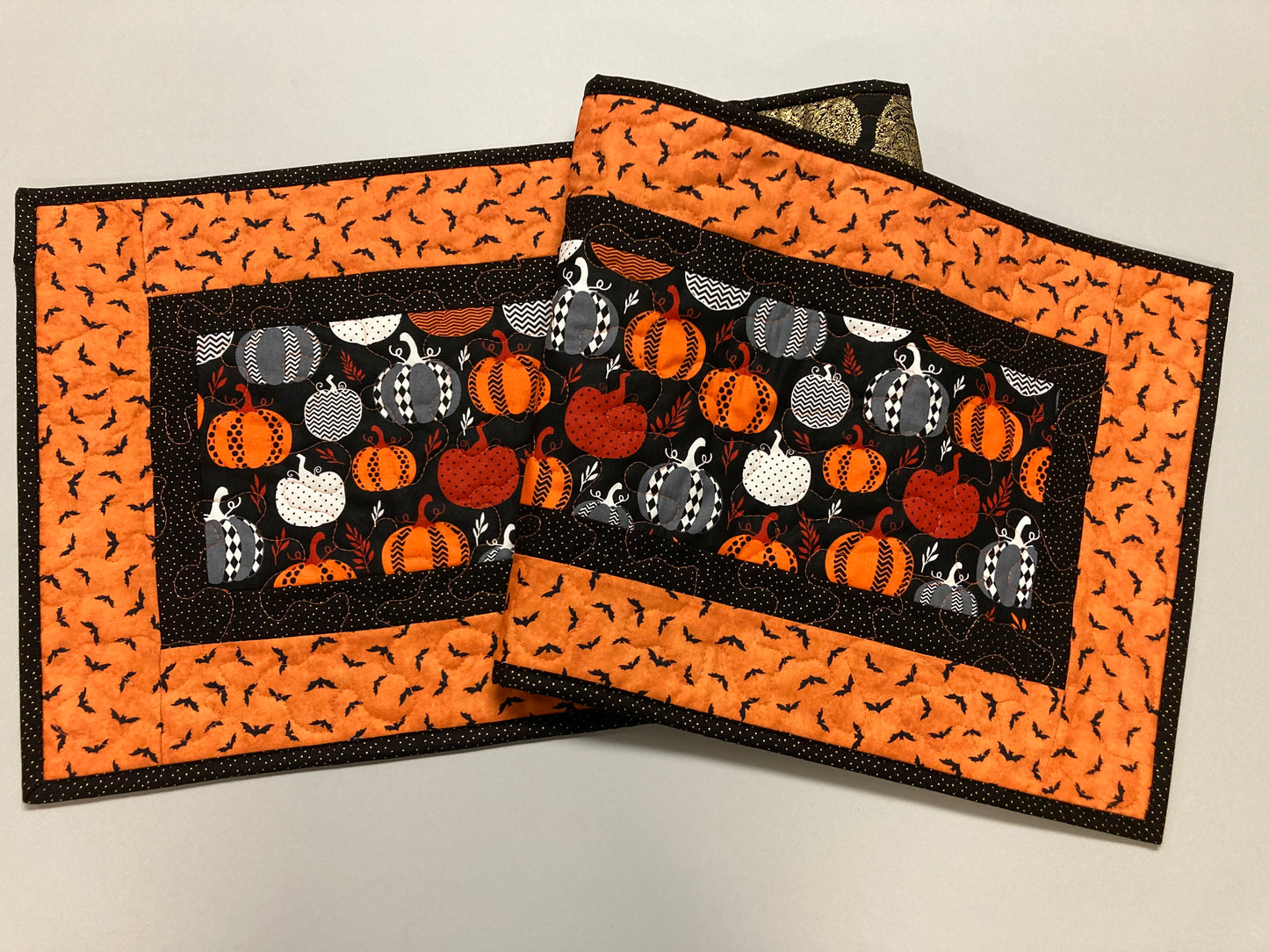 Halloween Pumpkin Quilted Table Runner, Reversible Fall Leaves 13x48" Coffee Dining Buffet, Scary Pumpkins Black Gray White Spooky Decor