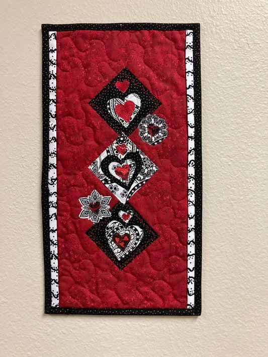 Red Hearts Quilted Fabric Wall Hanging, Black White Textile Tapestry 9x17" Valentines Art Vertical Wall Decor Bedroom Kitchen Handmade