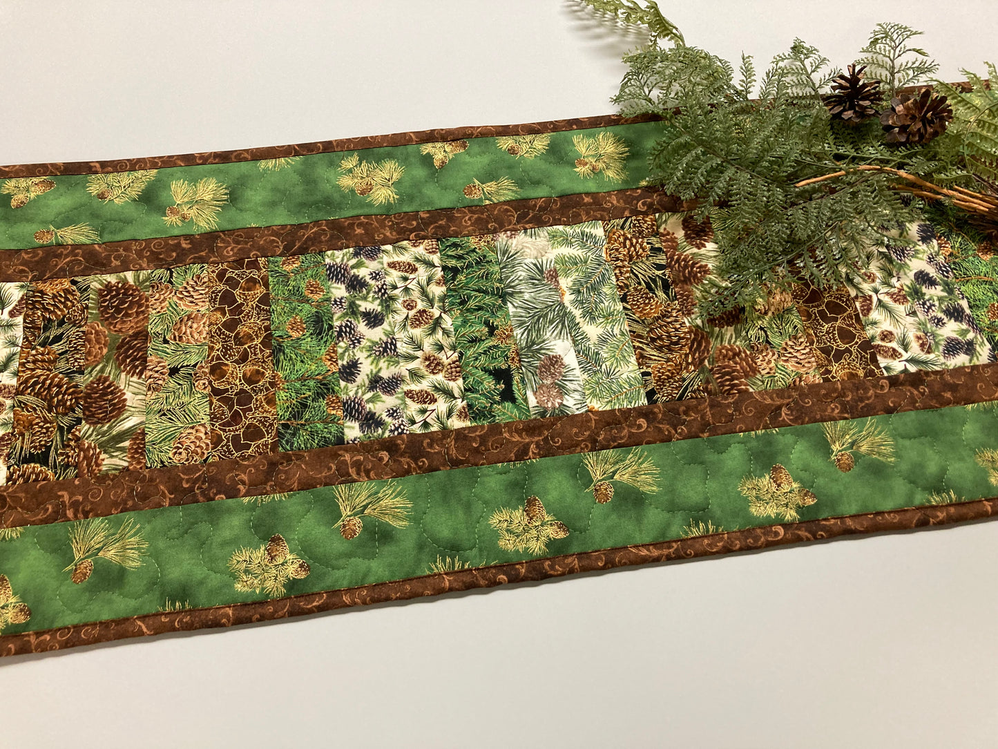 Pine Cones and Acorns Rustic Table Runner, Quilted Reversible Summer Long Wide, 13x60", Dining Coffee End Table Decor Mountain Cabin Woods