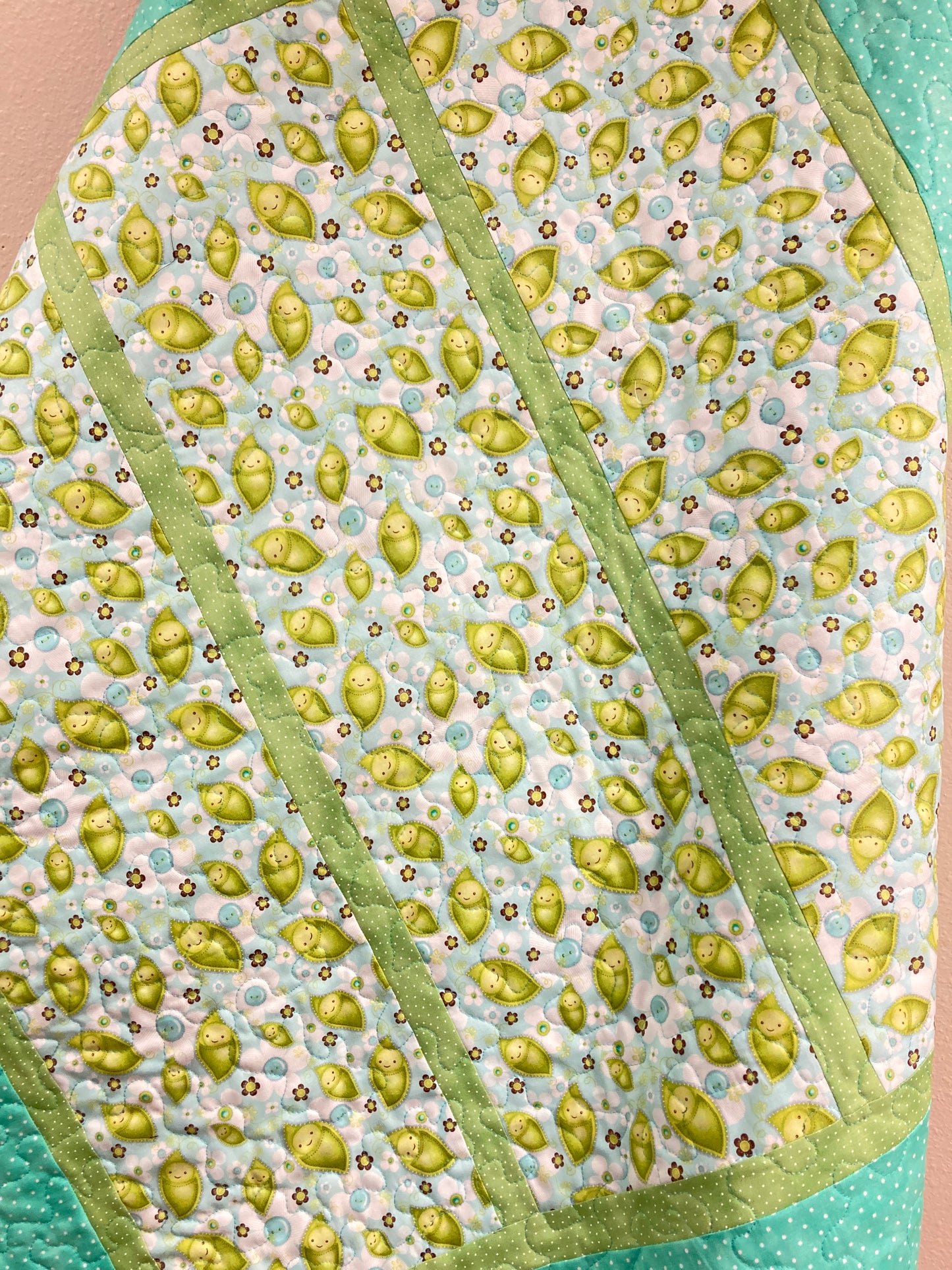 Baby Quilt, Green and Turquoise Pea Pod Baby Faces, Gender Neutral Toddler Throw, Boy or Girl Quilt, Play Mat, Shower Gift 37x40"
