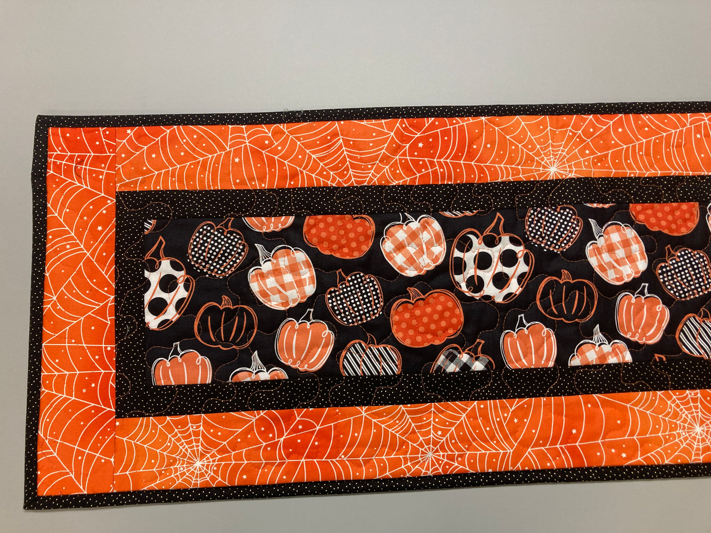 Halloween Pumpkin Quilted Table Runner, Reversible Fall Leaves 13x48" Coffee Dining, Scary Pumpkins Black Gray White Spooky Spiderwebs Decor