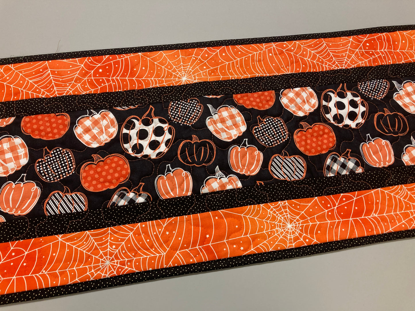 Halloween Pumpkin Quilted Table Runner, Reversible Fall Leaves 13x48" Coffee Dining, Scary Pumpkins Black Gray White Spooky Spiderwebs Decor